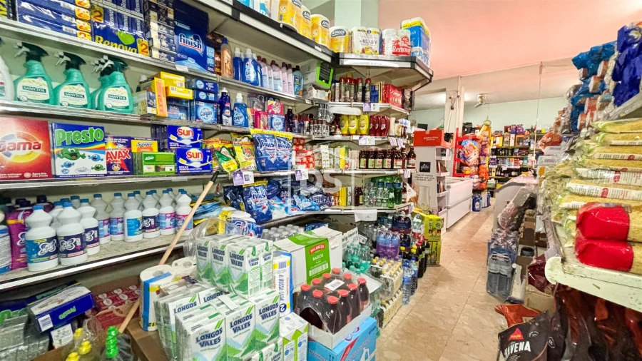 Loja para Trespasse em Nespereira e Casais Foto 8