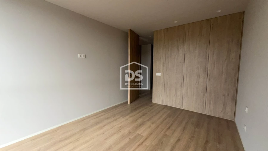 Apartamento T3 para Venda em Costa Foto 10