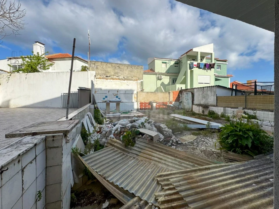 Apartamento T2 para Venda em Almada, Cova da Piedade, Pragal e Cacilhas Foto 17
