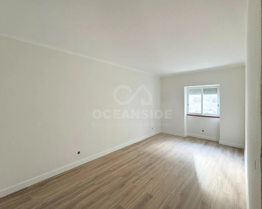 Apartamento T2 para Venda em Almada, Cova da Piedade, Pragal e Cacilhas Foto 1