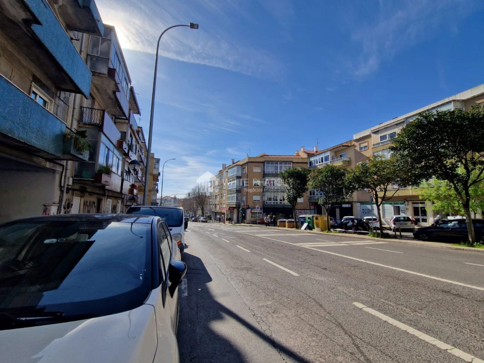 Apartamento T3 para Venda em Falagueira-Venda Nova Foto 16