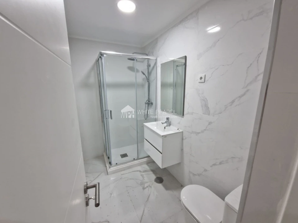 Apartamento T3 para Venda em Falagueira-Venda Nova Foto 17