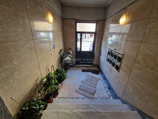 Apartamento T3 para Venda em Falagueira-Venda Nova Foto 6