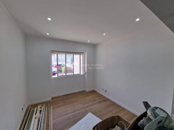 Apartamento T3 para Venda em Falagueira-Venda Nova Foto 8