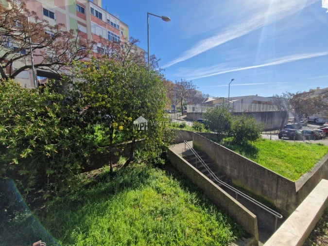 Apartamento T3 para Venda em Falagueira-Venda Nova Foto 11