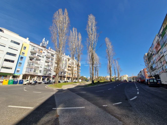 Apartamento T3 para Venda em Falagueira-Venda Nova Foto 13