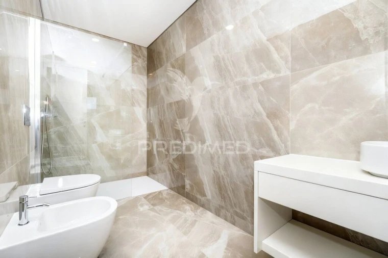 Apartamento T3 para Venda em Ferreiros e Gondizalves Foto 11