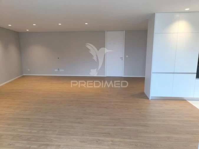 Apartamento T3 para Venda em Ferreiros e Gondizalves Foto 6