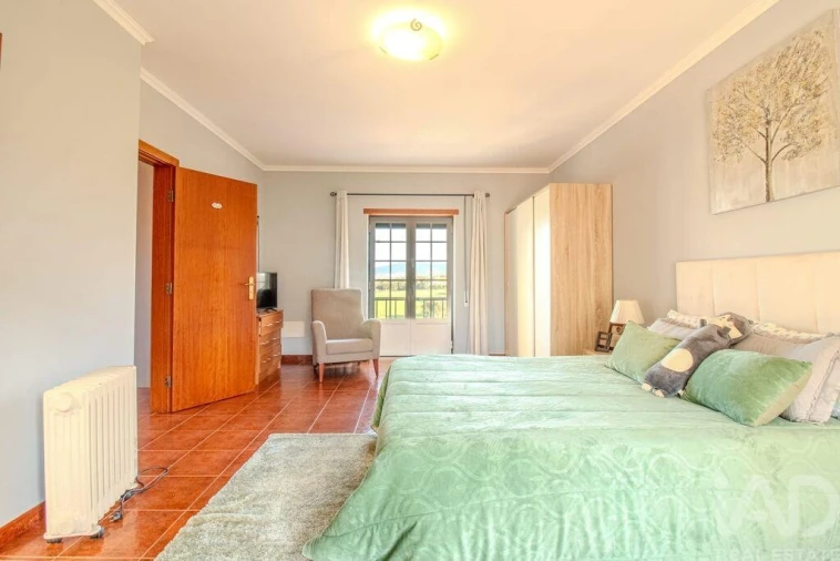 Moradia T3 para Venda em Cadaval e Pêro Moniz Foto 9