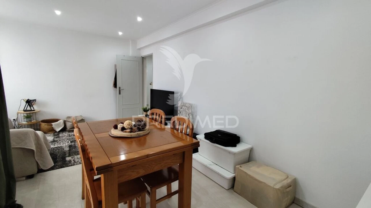 Apartamento T2 para Venda em Amora Foto 11