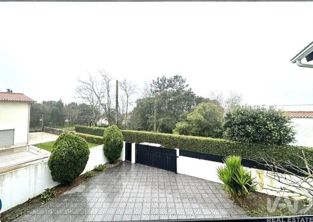 Moradia T3 para Venda em Antas Foto 38