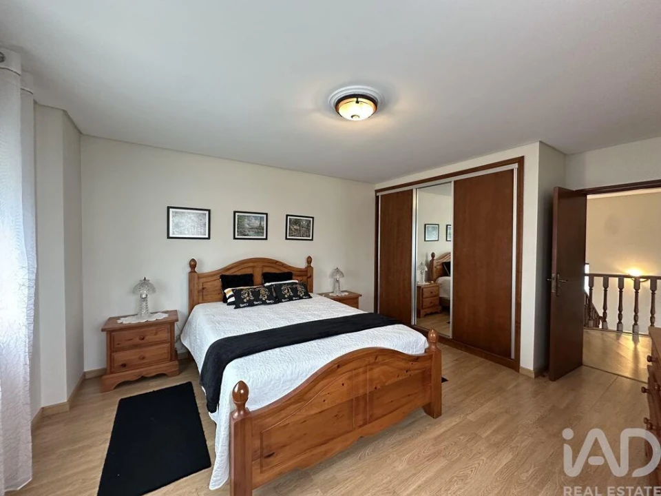 Moradia T3 para Venda em Antas Foto 11