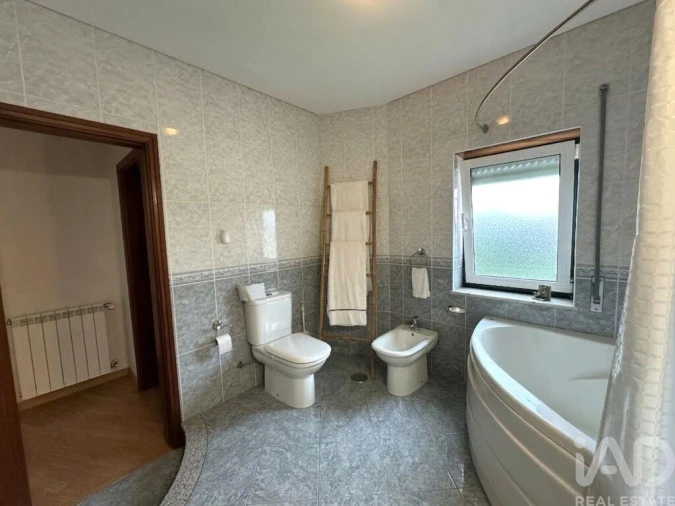 Moradia T3 para Venda em Antas Foto 23