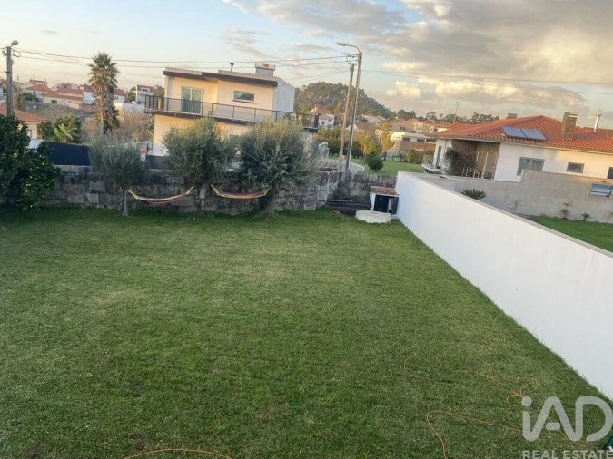 Moradia T3 para Venda em Antas Foto 34