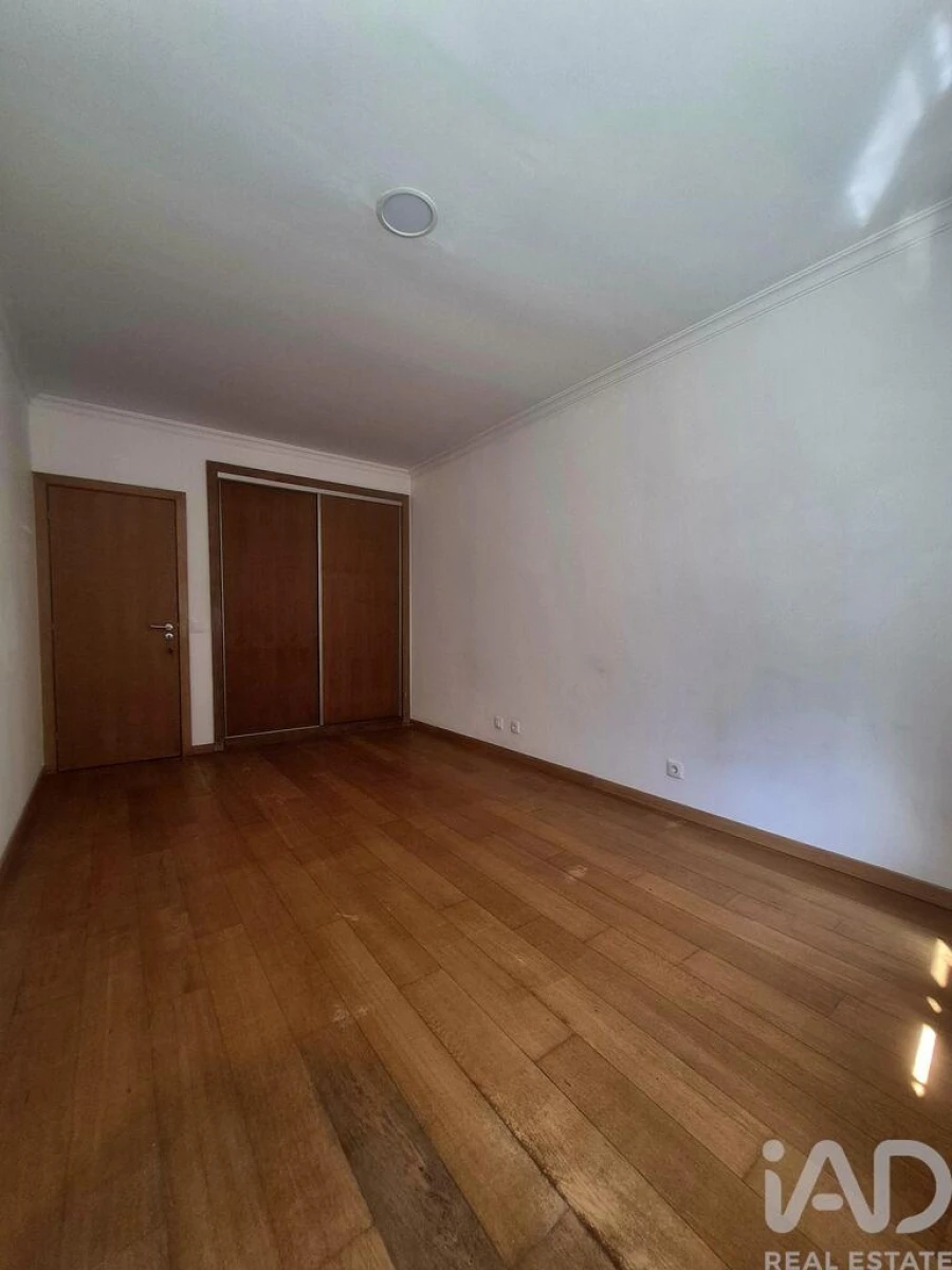 Apartamento T3 para Venda em Redinha Foto 39