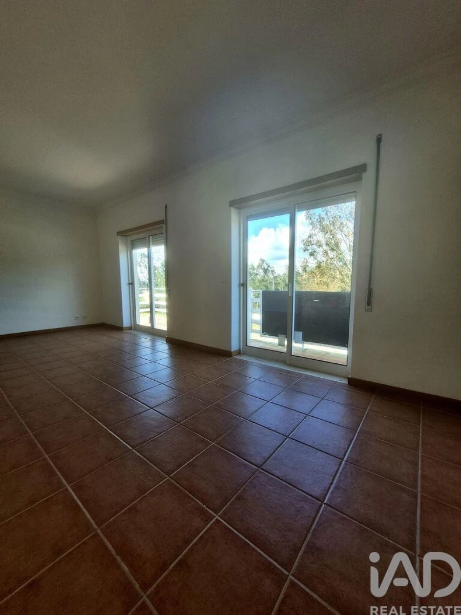 Apartamento T3 para Venda em Redinha Foto 7