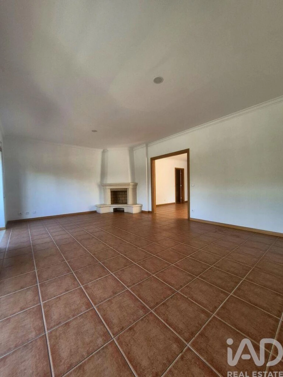 Apartamento T3 para Venda em Redinha Foto 5