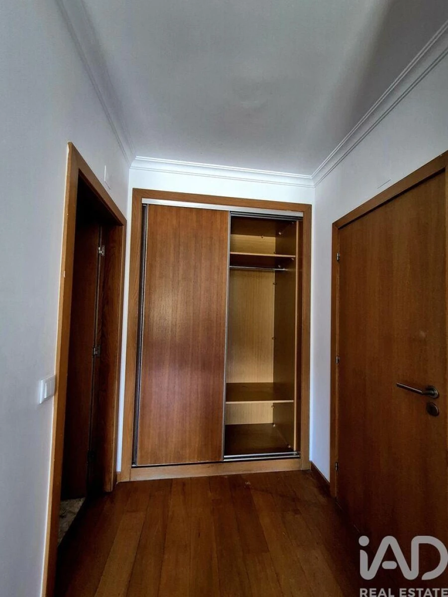 Apartamento T3 para Venda em Redinha Foto 33