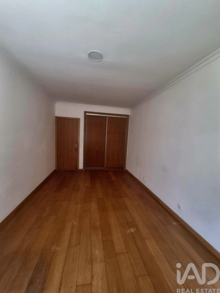 Apartamento T3 para Venda em Redinha Foto 21