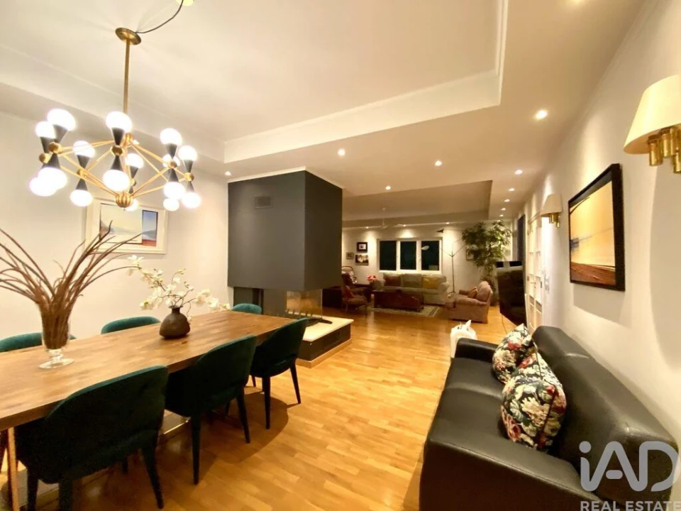 Moradia T5 para Venda em Corroios Foto 2