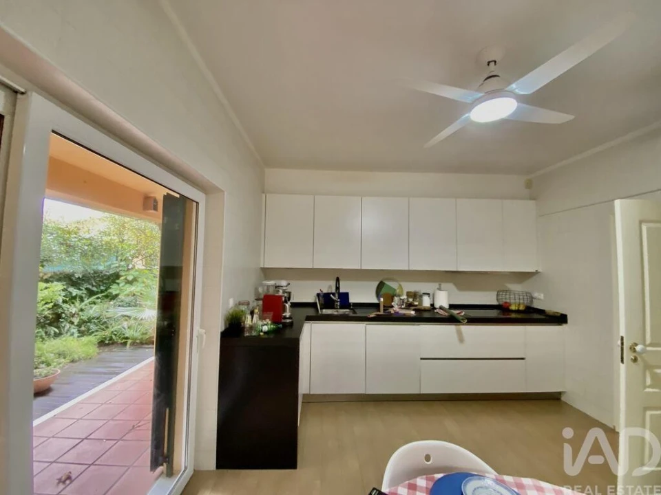 Moradia T5 para Venda em Corroios Foto 6