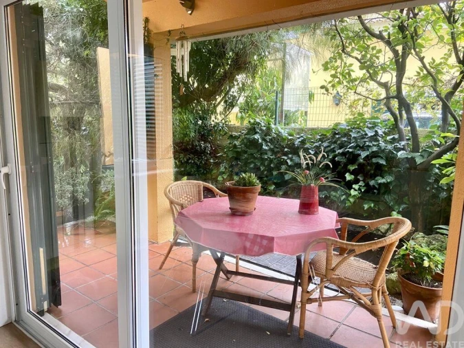 Moradia T5 para Venda em Corroios Foto 5