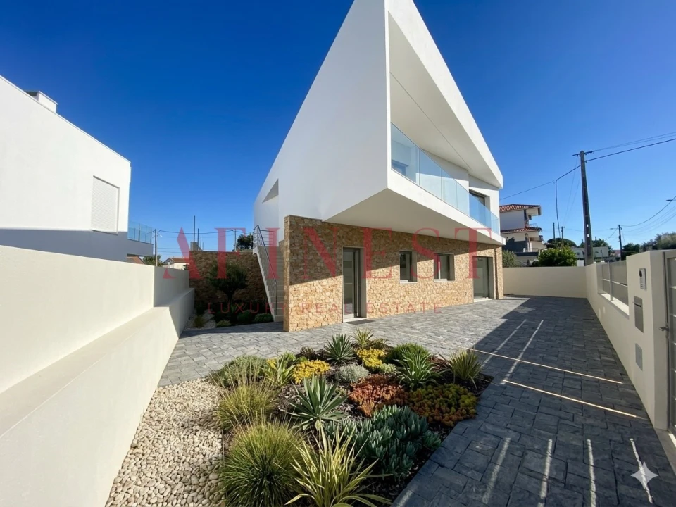 Moradia T3 para Venda em Fernao Ferro Foto 3