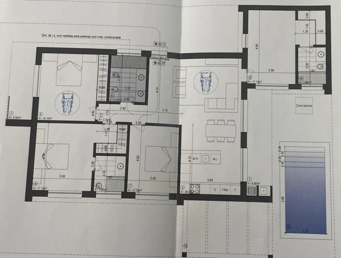 Moradia T4 para Venda em Fernao Ferro Planta 1