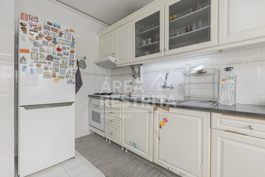 Apartamento T3 para Venda em Seixal, Arrentela e Aldeia de Paio Pires Foto 2