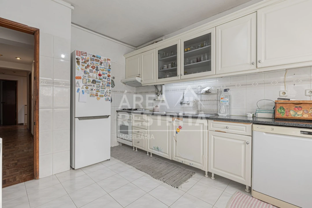 Apartamento T3 para Venda em Seixal, Arrentela e Aldeia de Paio Pires Foto 21