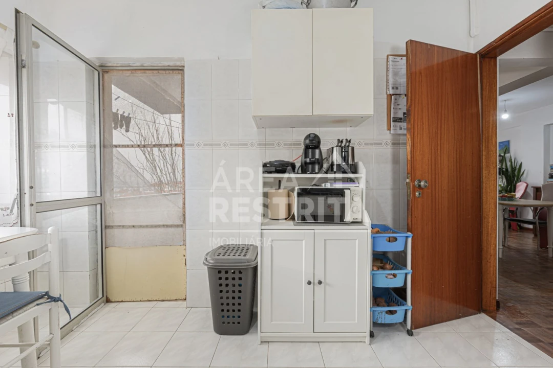 Apartamento T3 para Venda em Seixal, Arrentela e Aldeia de Paio Pires Foto 23