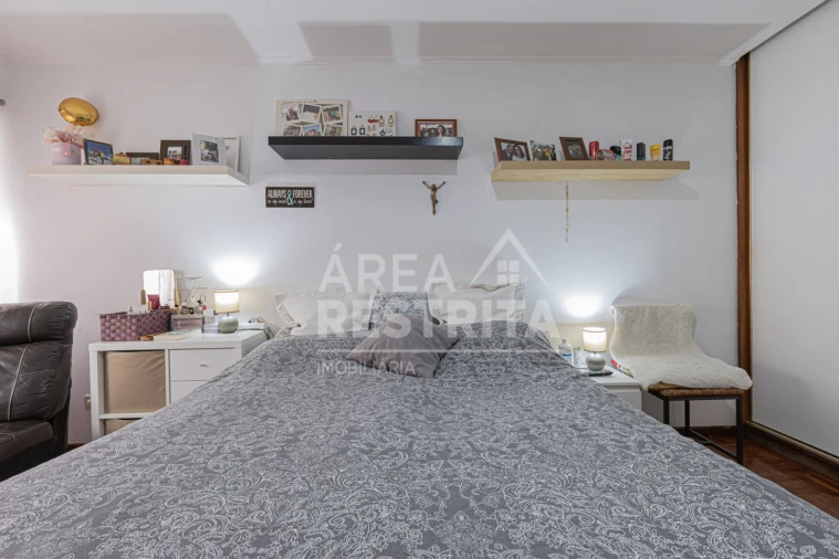 Apartamento T3 para Venda em Seixal, Arrentela e Aldeia de Paio Pires Foto 26