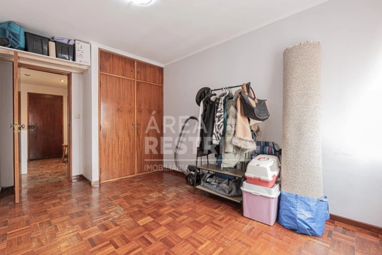 Apartamento T3 para Venda em Seixal, Arrentela e Aldeia de Paio Pires Foto 27