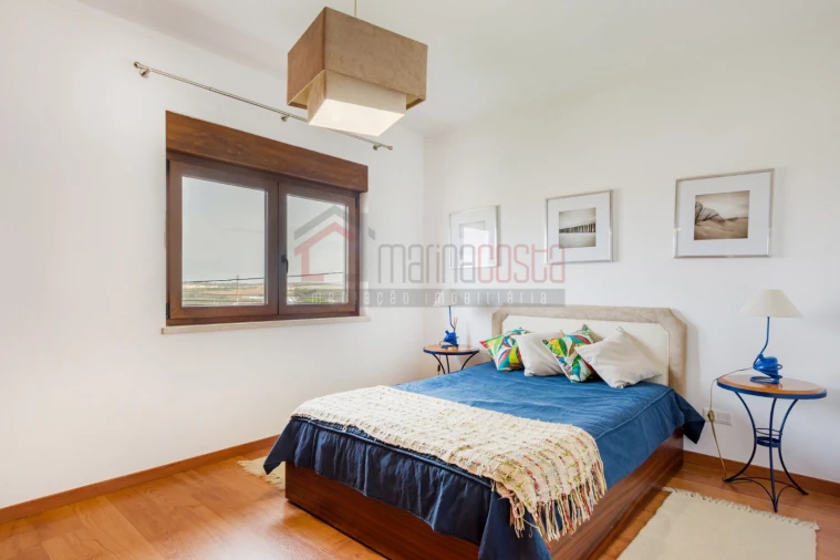 Moradia T6 para Venda em Atouguia da Baleia Foto 38