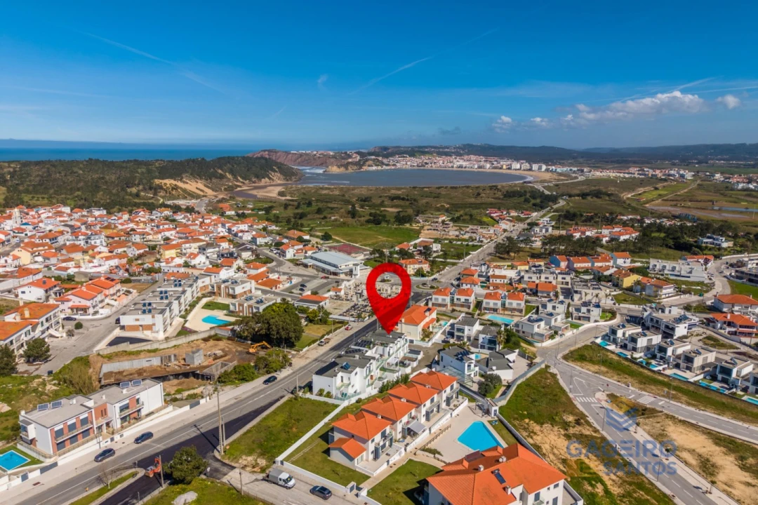 Moradia T3 para Venda em Tornada e Salir do Porto Foto 1