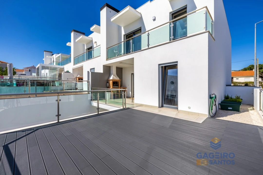 Moradia T3 para Venda em Tornada e Salir do Porto Foto 24