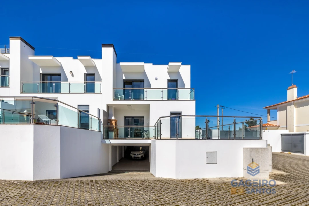 Moradia T3 para Venda em Tornada e Salir do Porto Foto 48