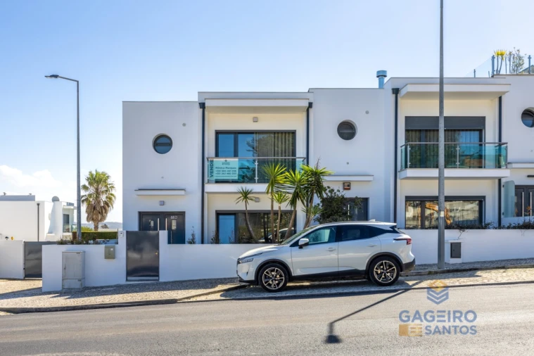 Moradia T3 para Venda em Tornada e Salir do Porto Foto 2