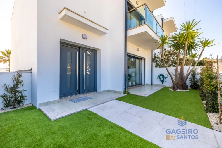 Moradia T3 para Venda em Tornada e Salir do Porto Foto 3