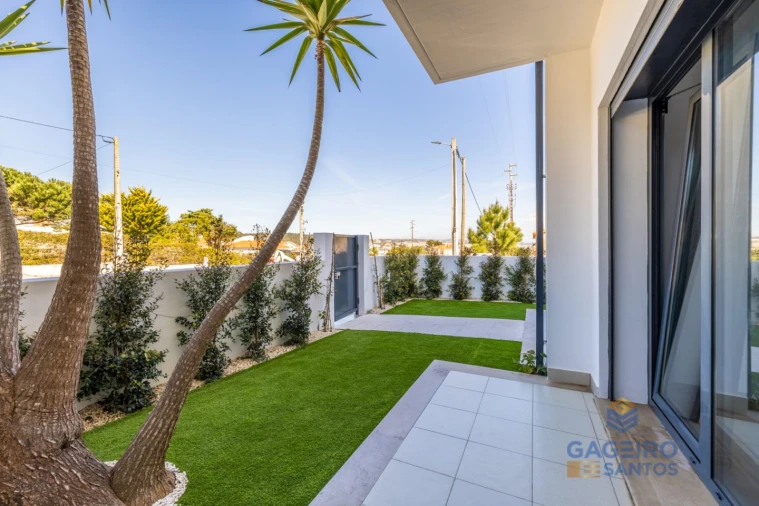 Moradia T3 para Venda em Tornada e Salir do Porto Foto 4