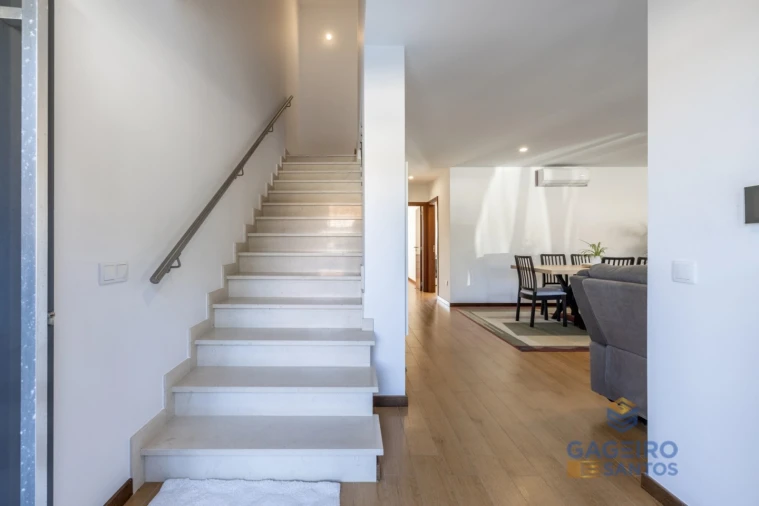 Moradia T3 para Venda em Tornada e Salir do Porto Foto 5