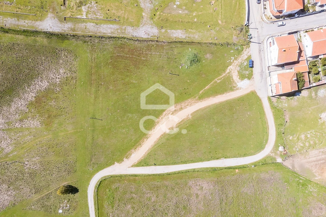 Terreno para Venda em Bacelo e Senhora da Saúde Foto 35