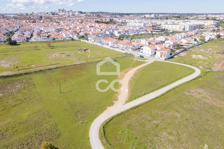 Terreno para Venda em Bacelo e Senhora da Saúde Foto 17
