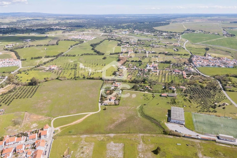 Terreno para Venda em Bacelo e Senhora da Saúde Foto 37