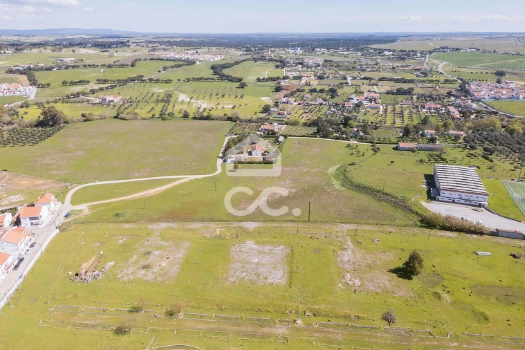 Terreno para Venda em Bacelo e Senhora da Saúde Foto 30