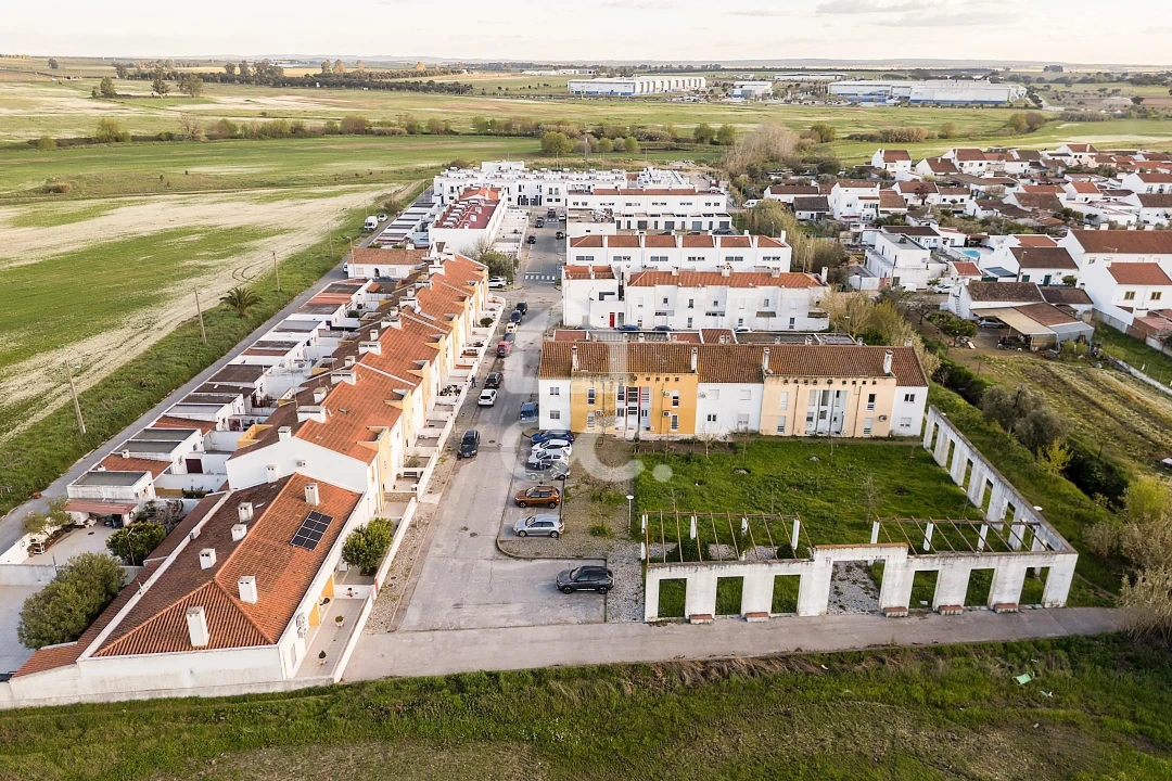 Moradia T3 para Venda em Malagueira e Horta das Figueiras Foto 46