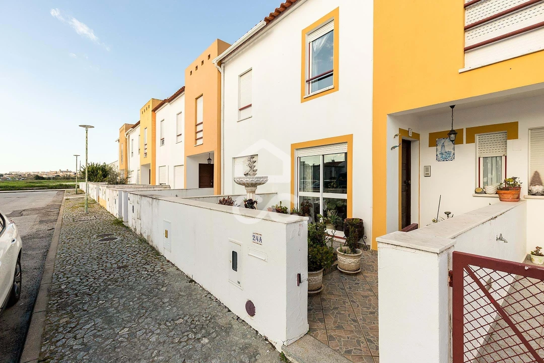 Moradia T3 para Venda em Malagueira e Horta das Figueiras Foto 1