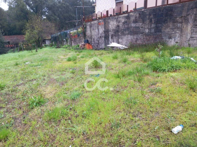 Terreno para Venda em Alfena Foto 2