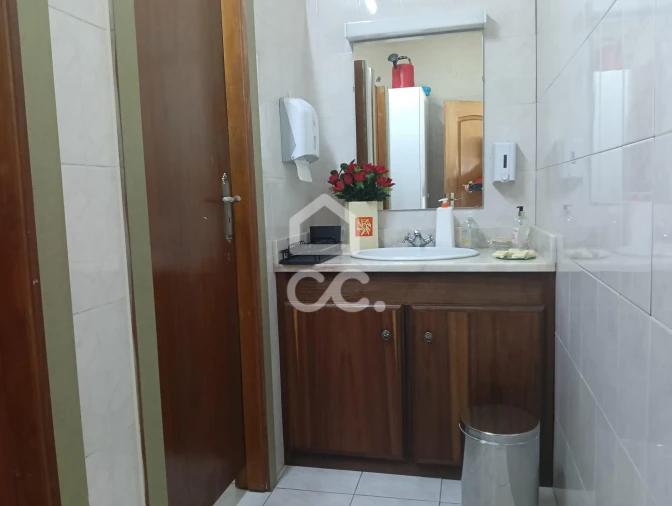 Armazém para Venda em Delães Foto 6