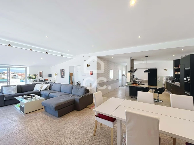 Moradia T3 para Venda em Santa Catarina Foto 9